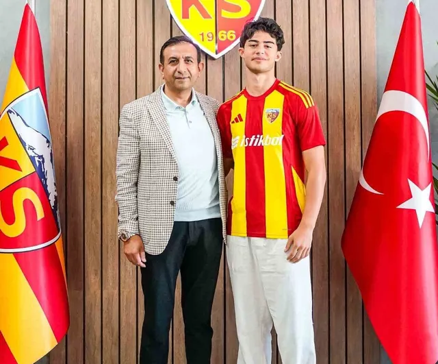 Kayserispor, Kayra ile sözleşme uzattı