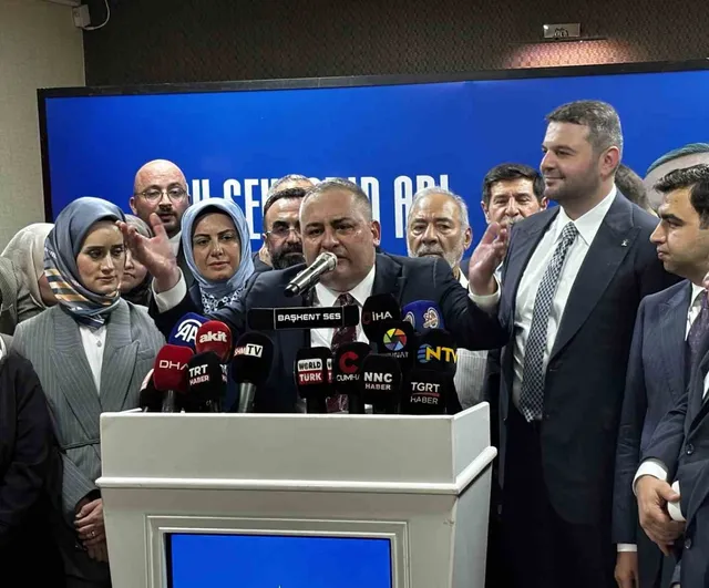 Keçiören belediye başkanı Mesut Özarslan AK Parti'ye geçti: teşkilatla yeni dönem