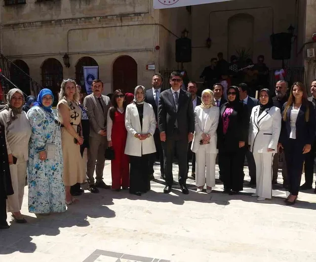 Kilis’te Hayat Boyu Öğrenme Haftası: Kursiyerlerin El Emeği Ürünleri Sergilendi