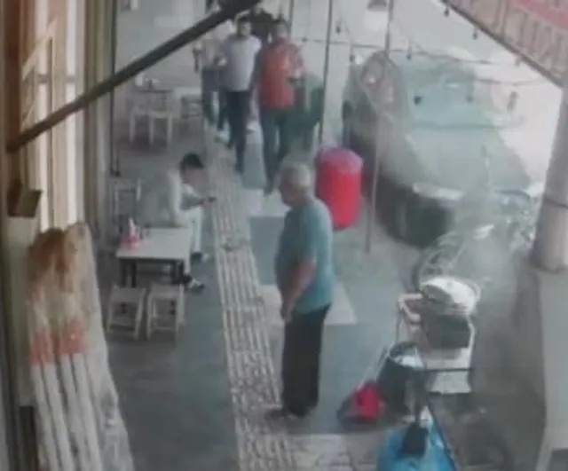Kilis’te kebapçıda silahlı ve bıçaklı kavga: 1 yaralı