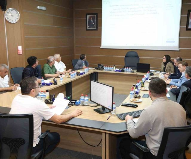 Kocaeli Büyükşehir Encümeni kararı: 88 şoföre 326 bin 40 TL, 23 markete 85 bin 215 TL ceza
