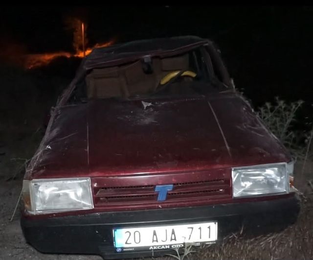 Kontrolden çıkan otomobil dereye düştü: 2 yaralı