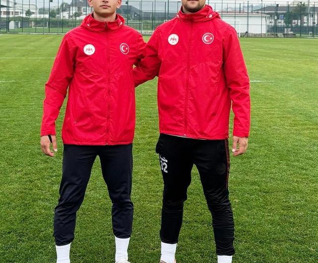Körfez Gençlerbirliği’nden 8 sporcu U18 Ragbi Milli Takımı kampına katıldı