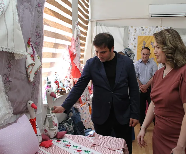 Kula'da Hayat Boyu Öğrenme Haftası: Kursiyer Eserleri Sergisi ve Eğitim Faaliyetleri