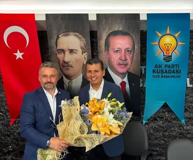 Kuşadası’nda Cumhur İttifakı Paydaşları İlçe Hizmetlerini Değerlendirdi