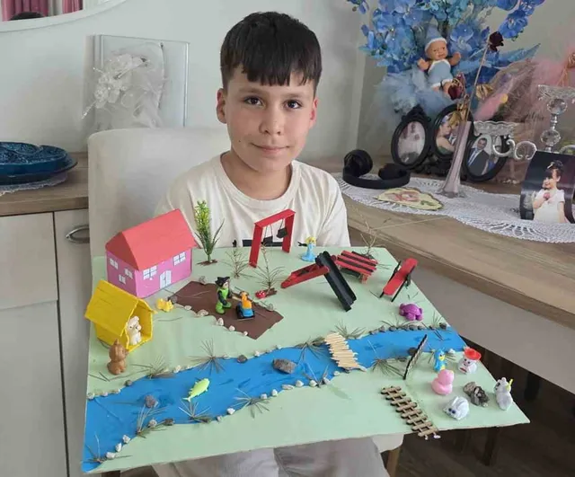 Kütahya’da 3. sınıf öğrencisi Göktuğ Okayay’ın 'Doğal Yaşam' maketi okul sergisinde