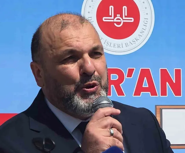 Kütahya’da 4-6 Yaş Kur’an Kursu Öğrencilerinden Yıl Sonu Gösterisi ve Hayır Çarşısı
