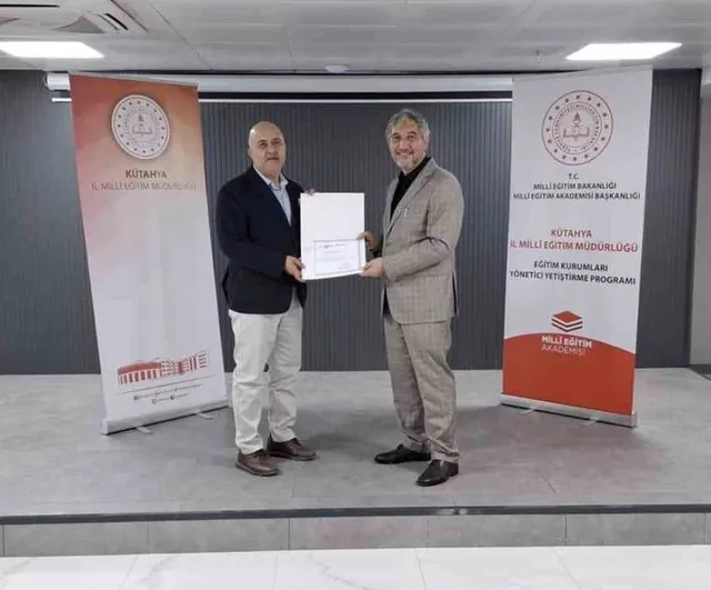 Kütahya’da eğitim kurumları yönetici yetiştirme programı tamamlandı