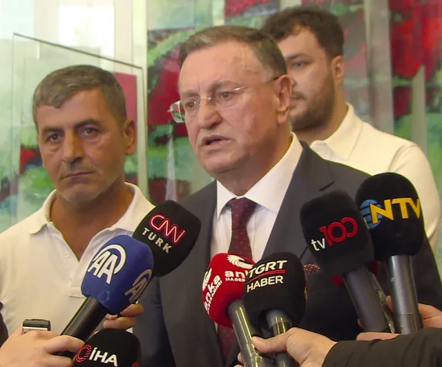 Lütfü Savaş: Dün Yargıtay’a dilekçe verdik — Temyiz süreci ve parti üyeliği açıklaması