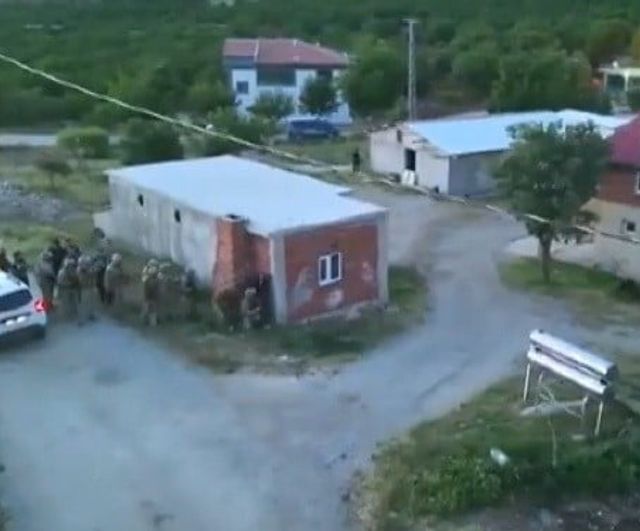 Malatya’da JASAT operasyonunda 2 firari yakalandı