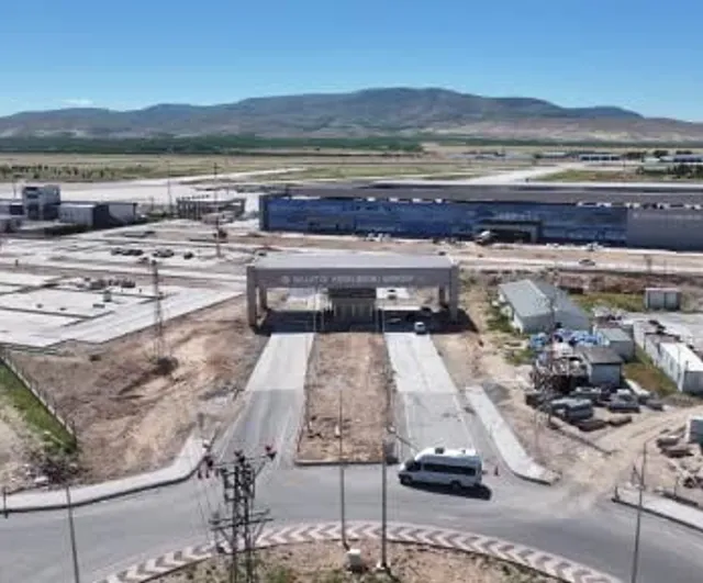 Malatya havalimanı 2,5 milyon yolcuya hazırlanıyor