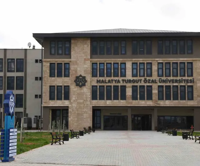 Malatya Turgut Özal Üniversitesi'nde bilişim teknolojileri meslek yüksekokulu açıldı