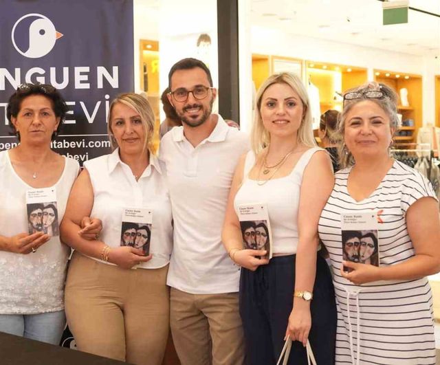 Maltepe'de yazar Caner Kaldı okurlarıyla buluştu