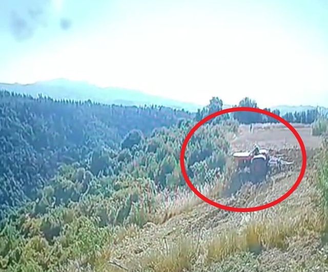Manisa Ahmetli'de traktör devrildi: 52 yaşındaki çiftçi hayatını kaybetti