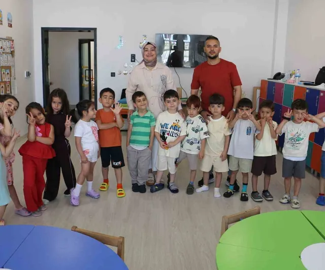 Meraklı zihinler felsefe atölyesi projesi 6 ülkeden 19 öğretmenle tamamlandı