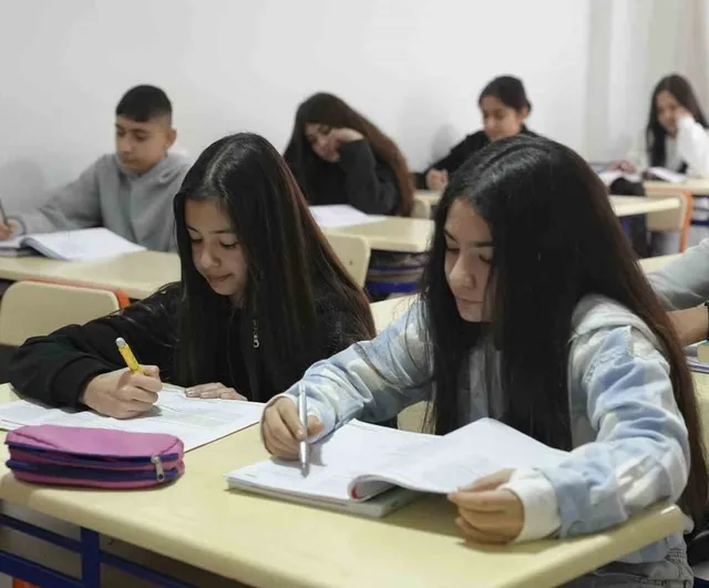Mersin’de ücretsiz LGS ve YKS kursları için ön kayıtlar sürüyor