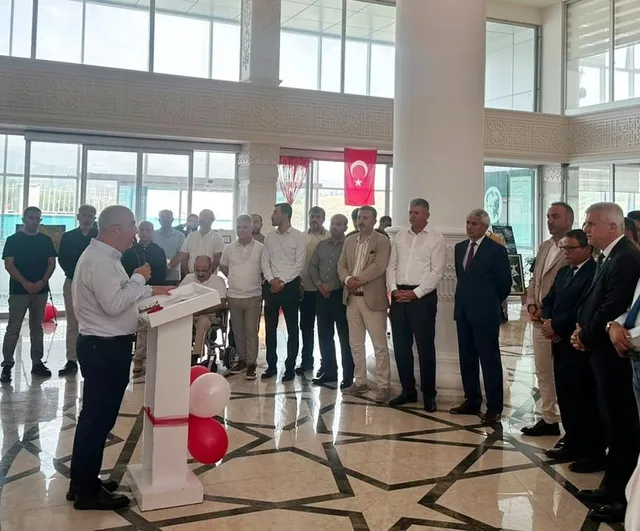 Mersin'de Yenişehir AİHL'de 'Kur’an Kıssalarından İlhamla' resim sergisi açıldı