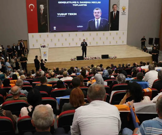Milli eğitim bakanı Tekin, Ecevit dönemi mektuplarıyla eski ve yeni Türkiye'yi kıyasladı