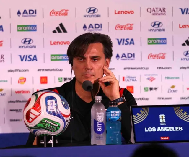 Montella istifa iddialarını reddetti: A Milli Futbol Takımı'nda görevine devam edecek