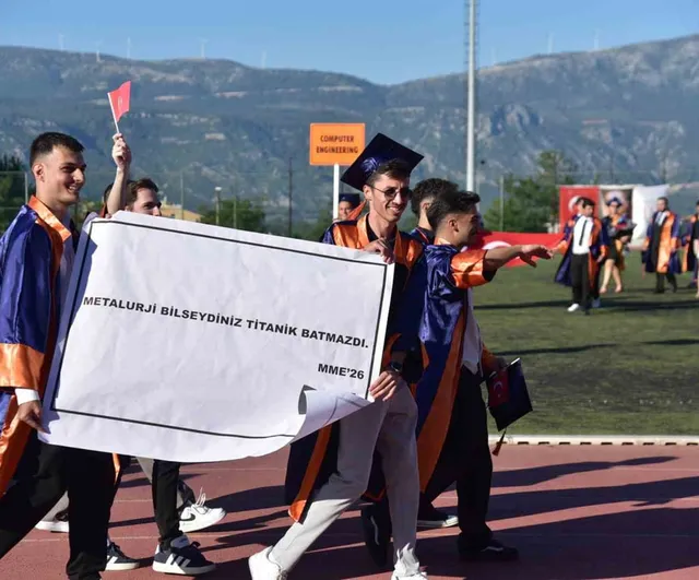 MSKÜ’lü genç mühendisler meslek yaşamlarına uğurlandı