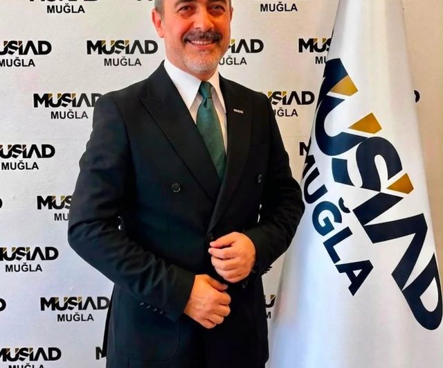 MÜSİAD Muğla'dan Muğlaspor'a anlamlı destek: ilk locayı satın aldılar