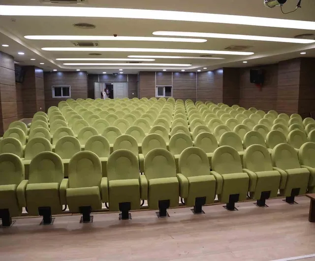 Muzaffer İzgü salonu yeni yüzüyle sanatseverleri ağırlamaya hazırlanıyor