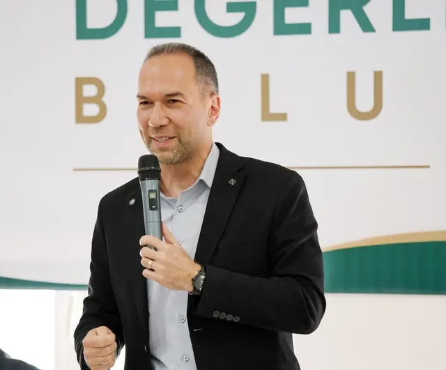 Niğde'de ortak akıl buluşması: Emrah Özdemir sanayi esnafıyla bir araya geldi