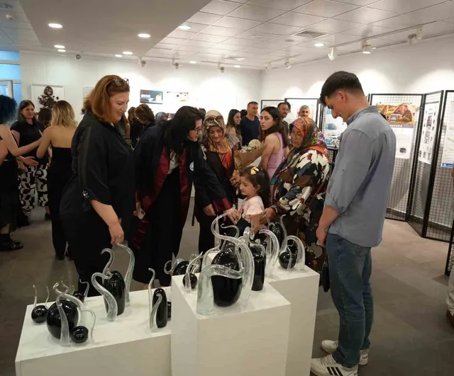OMÜ’de 62 öğrenciden 168 eserlik mezuniyet sergisi