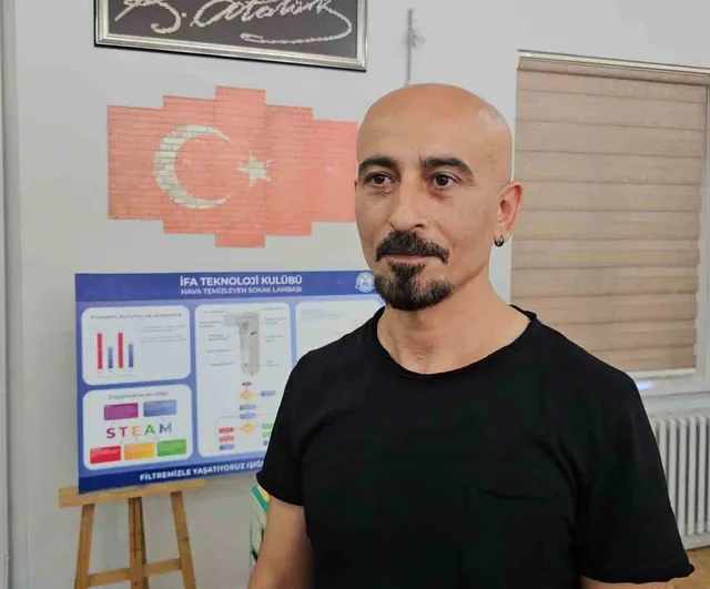 Ortaokul öğrencilerinin sokak lambasına entegre hava temizleme sistemi