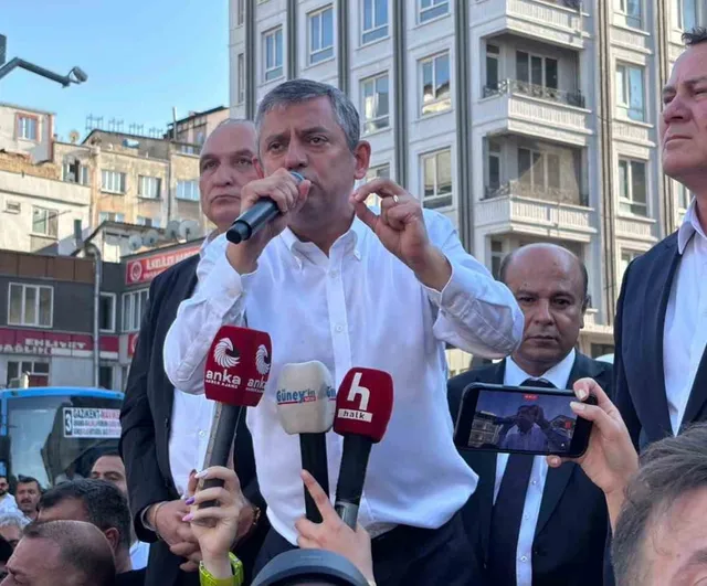 Özgür Özel: CHP'ye, adayına, kurumuna, liderine darbe yapıyorlar