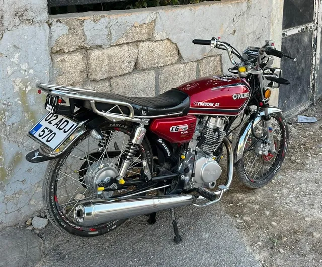 Park halindeki motosiklet çalındı