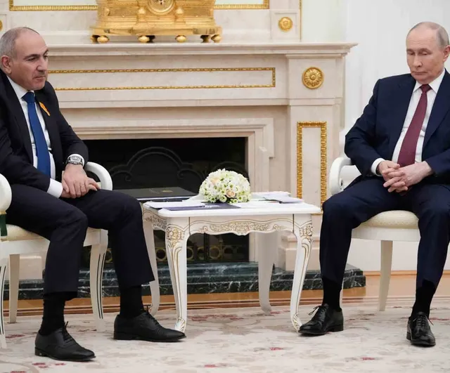 Paşinyan’dan Putin’e Rusya Günü tebriği; Kremlin tebriki resmi sonuçlara bağlıyor