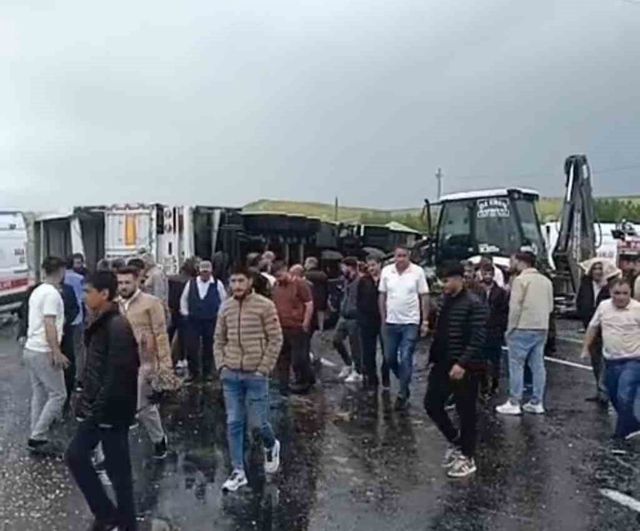 Patnos’ta zincirleme kaza: 1 ölü, 4 yaralı