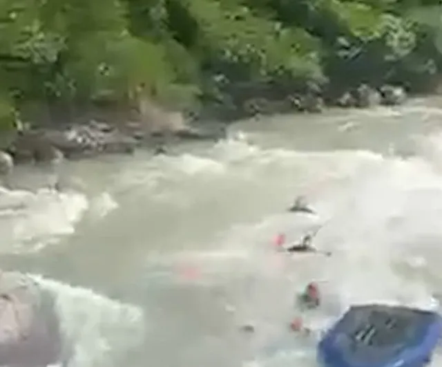 Rize'de AFAD botunun devrilmesine ilişkin kaza görüntüleri ortaya çıktı