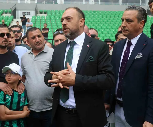 Sakaryaspor'un ertelenen olağan genel kurulu 1 temmuz 2026'da devam edecek