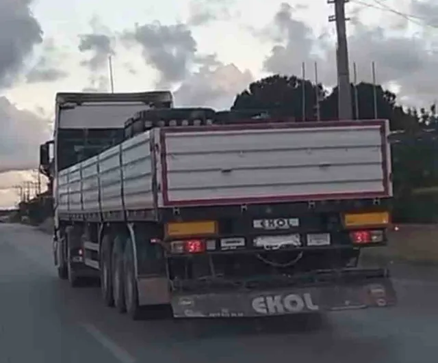 Samsun'da plakasını köpükle kapatan tıra 236 bin lira ceza
