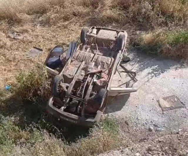 Şanlıurfa'da otomobil şarampole devrildi: 1 kişi hayatını kaybetti, 4 kişi yaralandı