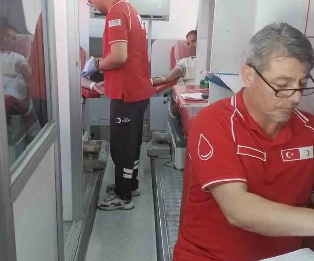 Sarıgöl’de Kızılay, sıcaklar nedeniyle kan bağışlarını akşam saatlerine taşıdı