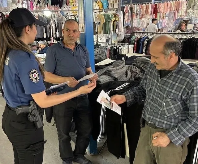 Selendi emniyeti vatandaşları dolandırıcılık ve hırsızlığa karşı tek tek uyardı