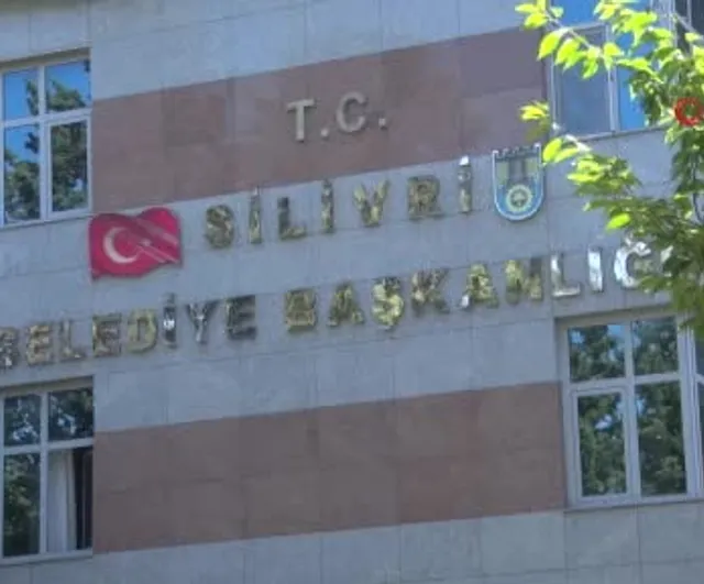 Silivri Belediyesi'ne yönelik 'yolsuzluk' soruşturmasında 17 kişi gözaltına alındı