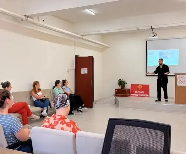 Sinop'ta güçlü aileler için farkındalık eğitimi