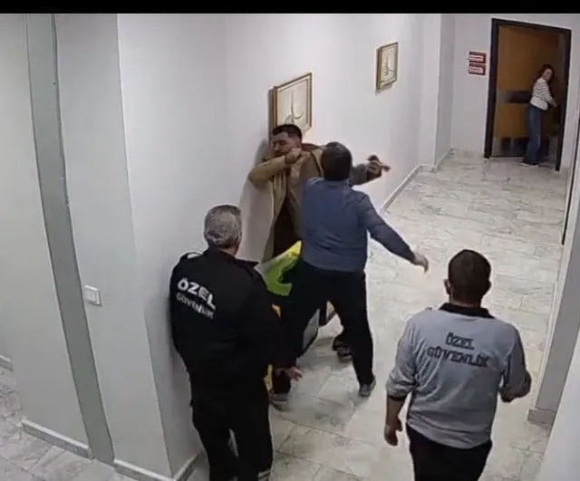 Sivrihisar devlet hastanesi müdürünün darbettiği iddia edilen personel konuştu