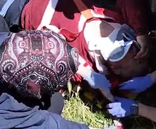 Suşehri'de Kontrolden Çıkan Traktör Devrildi: Sürücü Ağır Yaralı