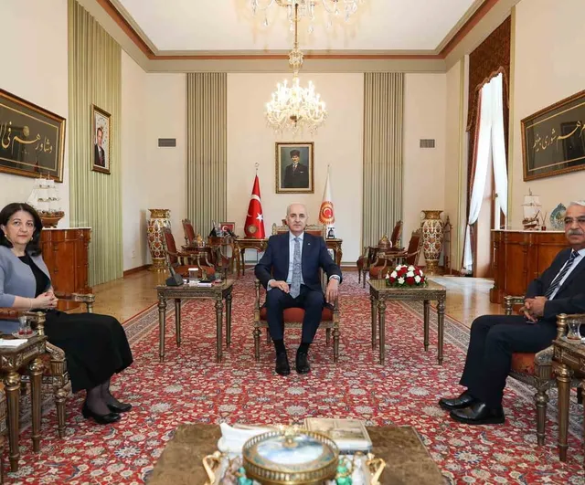 TBMM Başkanı Kurtulmuş, DEM Parti İmralı heyetini kabul etti