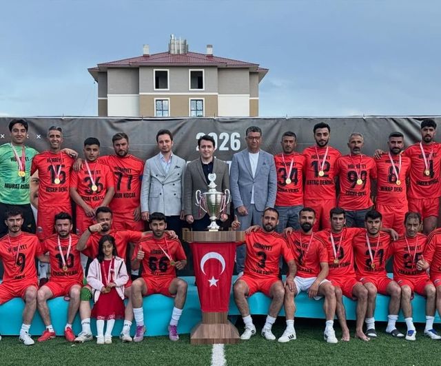 Tekman'da 2026 Mustafa Çiftçi Sezonu: Hürriyetspor, Akçakocaspor'u 2-1 yenerek şampiyon