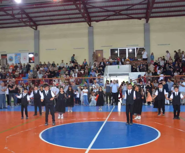 Tercan’da yıl sonu şenliği coşkusu