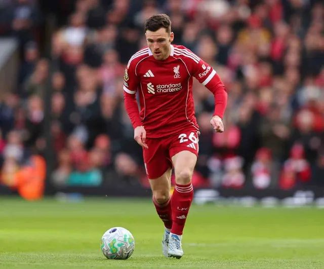 Tottenham, Andrew Robertson'ı bedelsiz transferle kadrosuna kattı