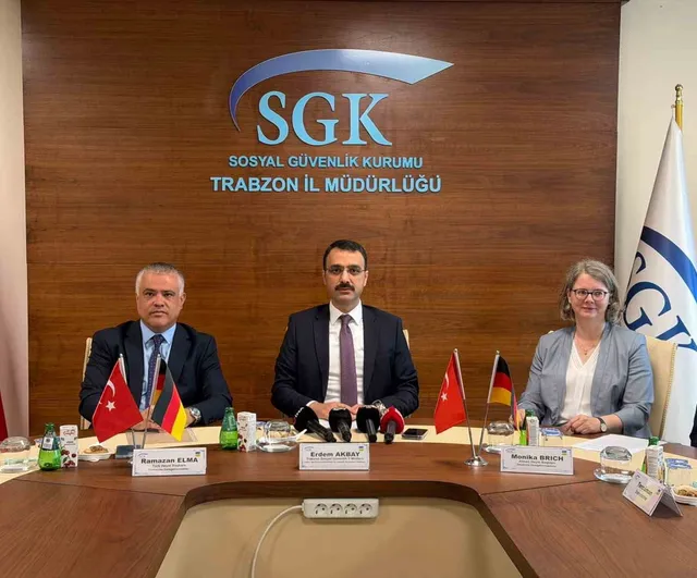 Trabzon'da Türkiye-Almanya Danışma Günleri başladı — Gurbetçilere emeklilik danışmanlığı