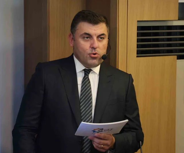 Tuncer adaylığını açıkladı: Aydın Sanayi Odası başkanlık yarışına beyaz listeyle giriyor