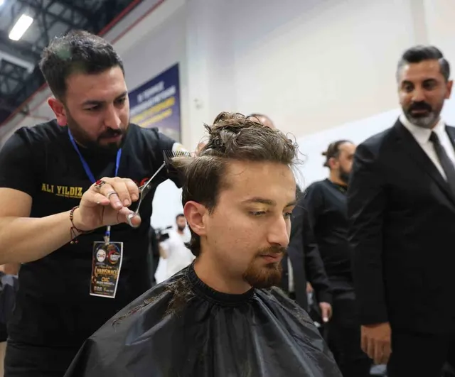 Uluslararası kuaförler Balkan şampiyonası Elazığ'da başladı
